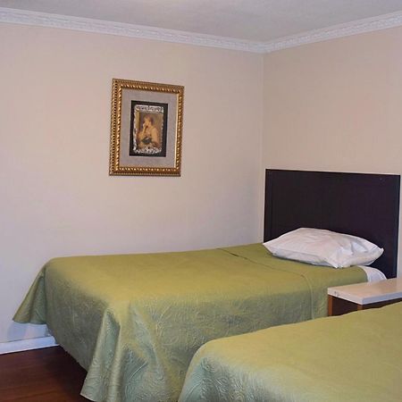 Chatham-Kent Kent Motel מראה חיצוני תמונה