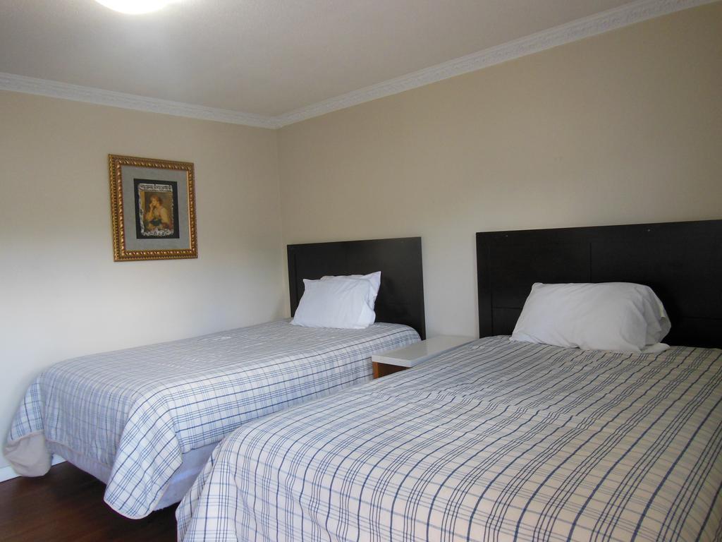 Chatham-Kent Kent Motel מראה חיצוני תמונה